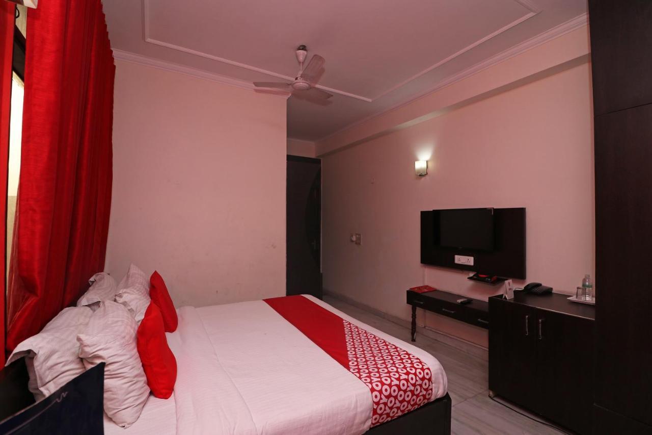 Oyo Flagship 74392 Hotel Mahesh Residency Χιντεραμπάντ Εξωτερικό φωτογραφία