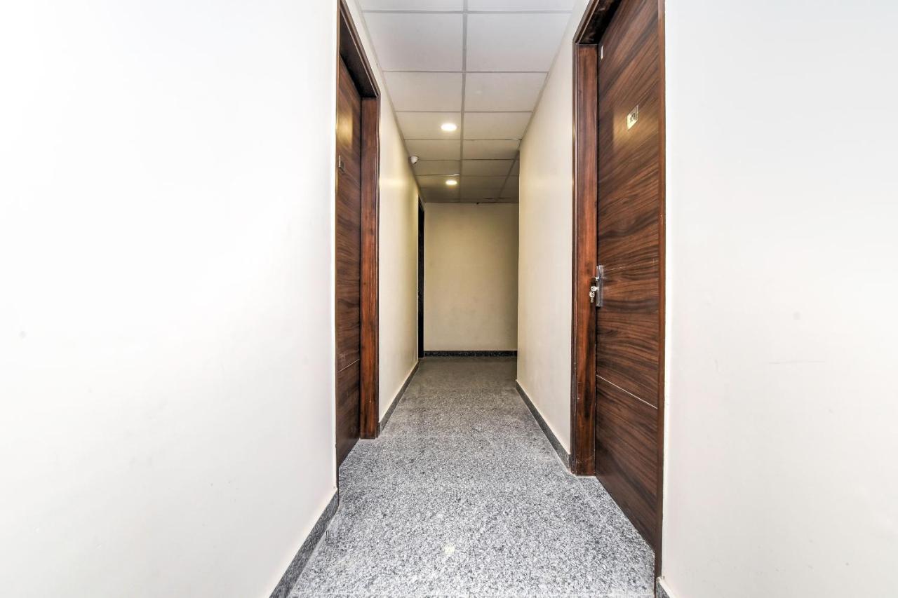 Oyo Flagship 74392 Hotel Mahesh Residency Χιντεραμπάντ Εξωτερικό φωτογραφία