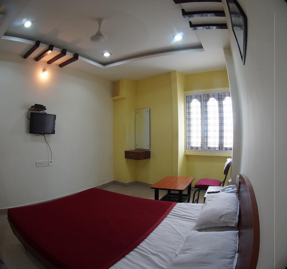 Oyo Flagship 74392 Hotel Mahesh Residency Χιντεραμπάντ Εξωτερικό φωτογραφία